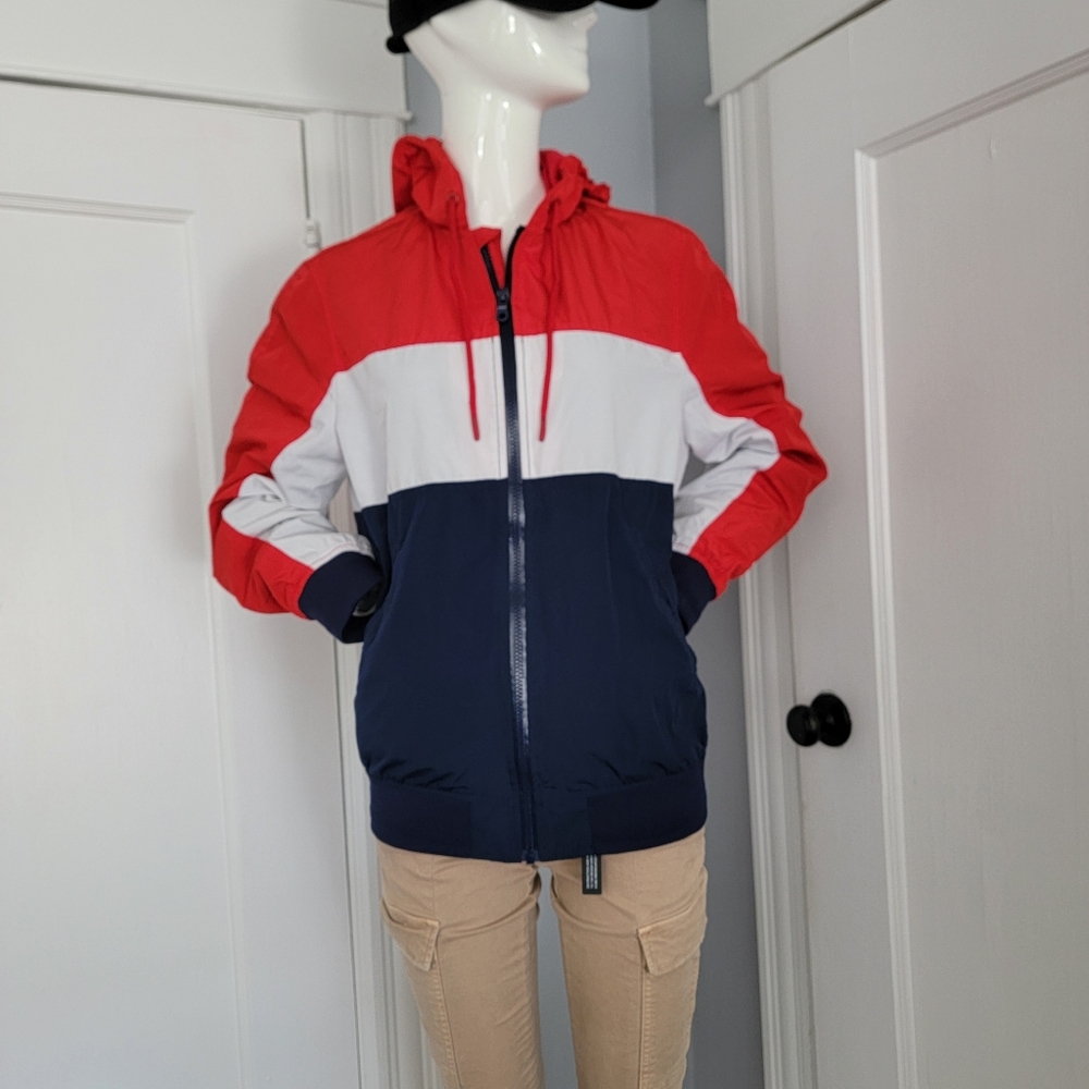 H&M Red Colorblock Hood - Picture 6 of 10